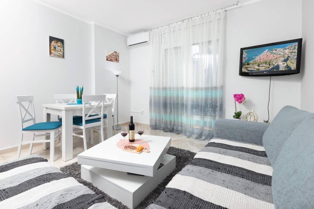 Apartment Milos Kotor Zewnętrze zdjęcie